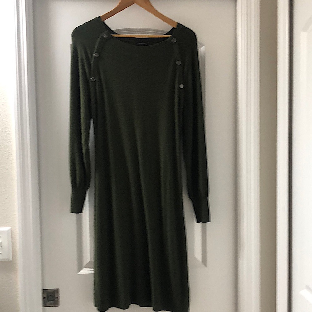 Ann Taylor sweater dress, size medium, long-sleeve. Great condition.